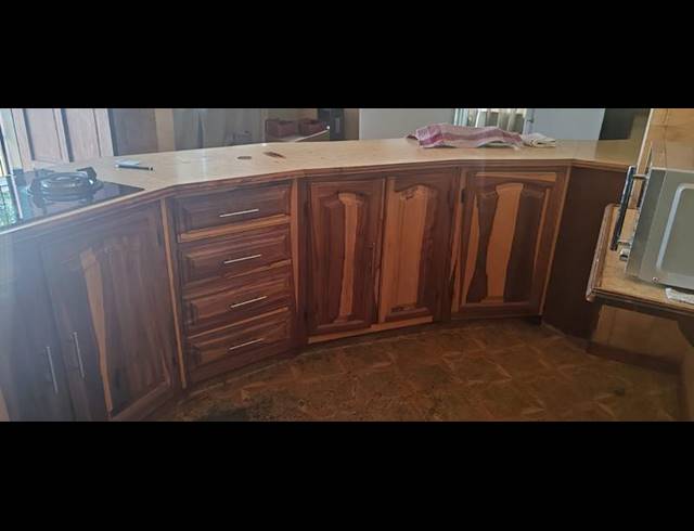 3 BEDROOM HOUSE FOR SALE IN BOOYSENS